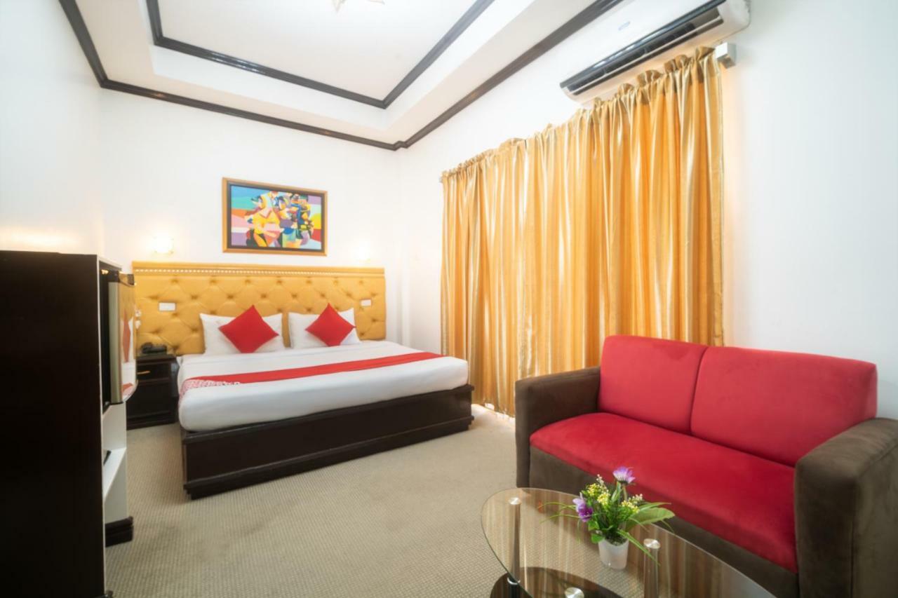 Oyo 197 Sunny Point Hotel Davao Exterior photo