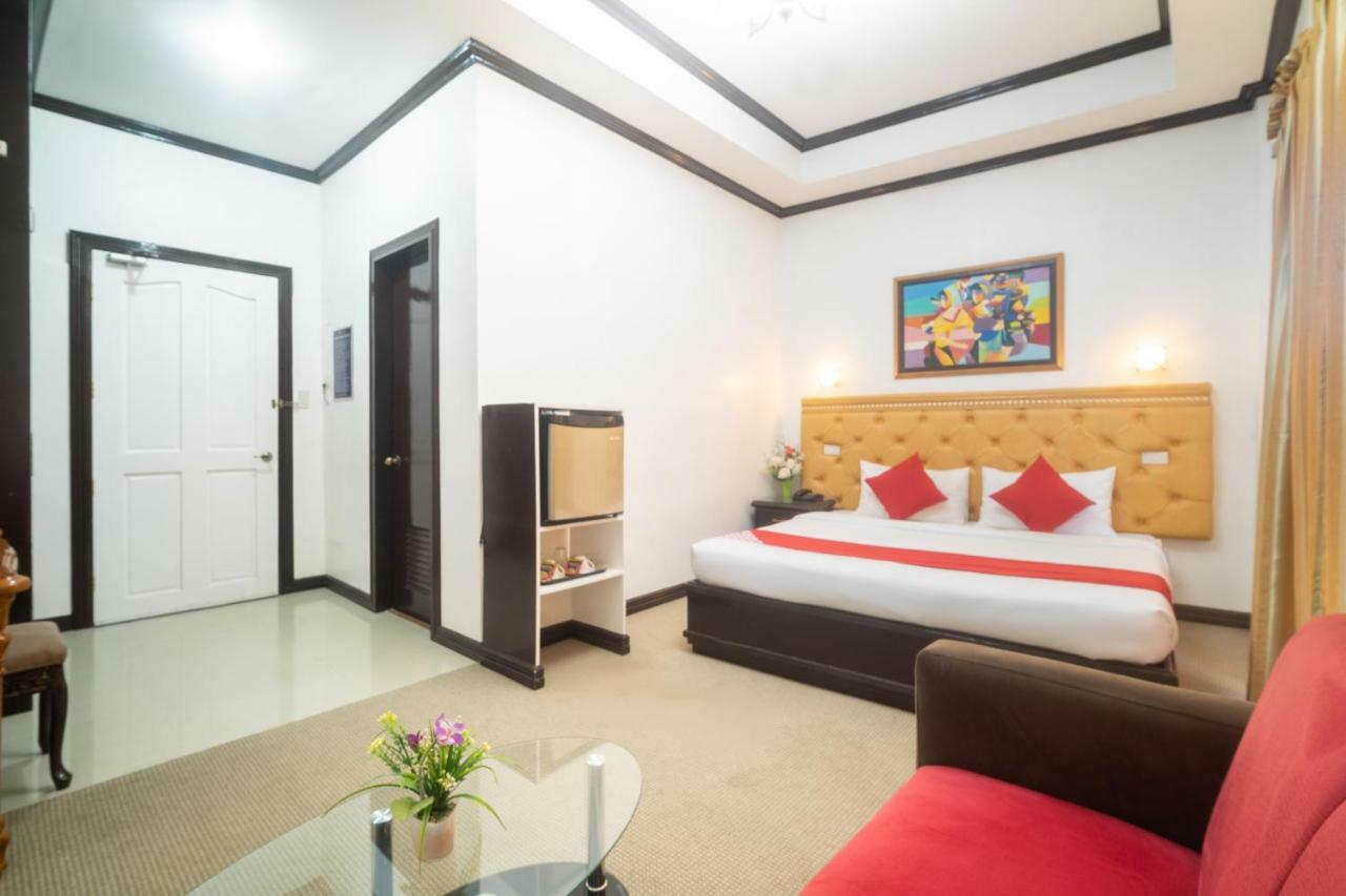 Oyo 197 Sunny Point Hotel Davao Exterior photo